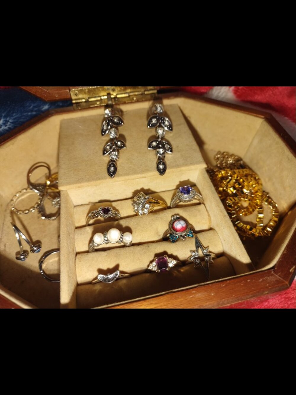 Vintage jewelry lot
